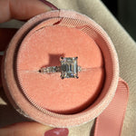 4ct emerald cut moissanite ring / diamant emeraude baue fiancelle anillo de compromiso engagement ring diamante diamond
