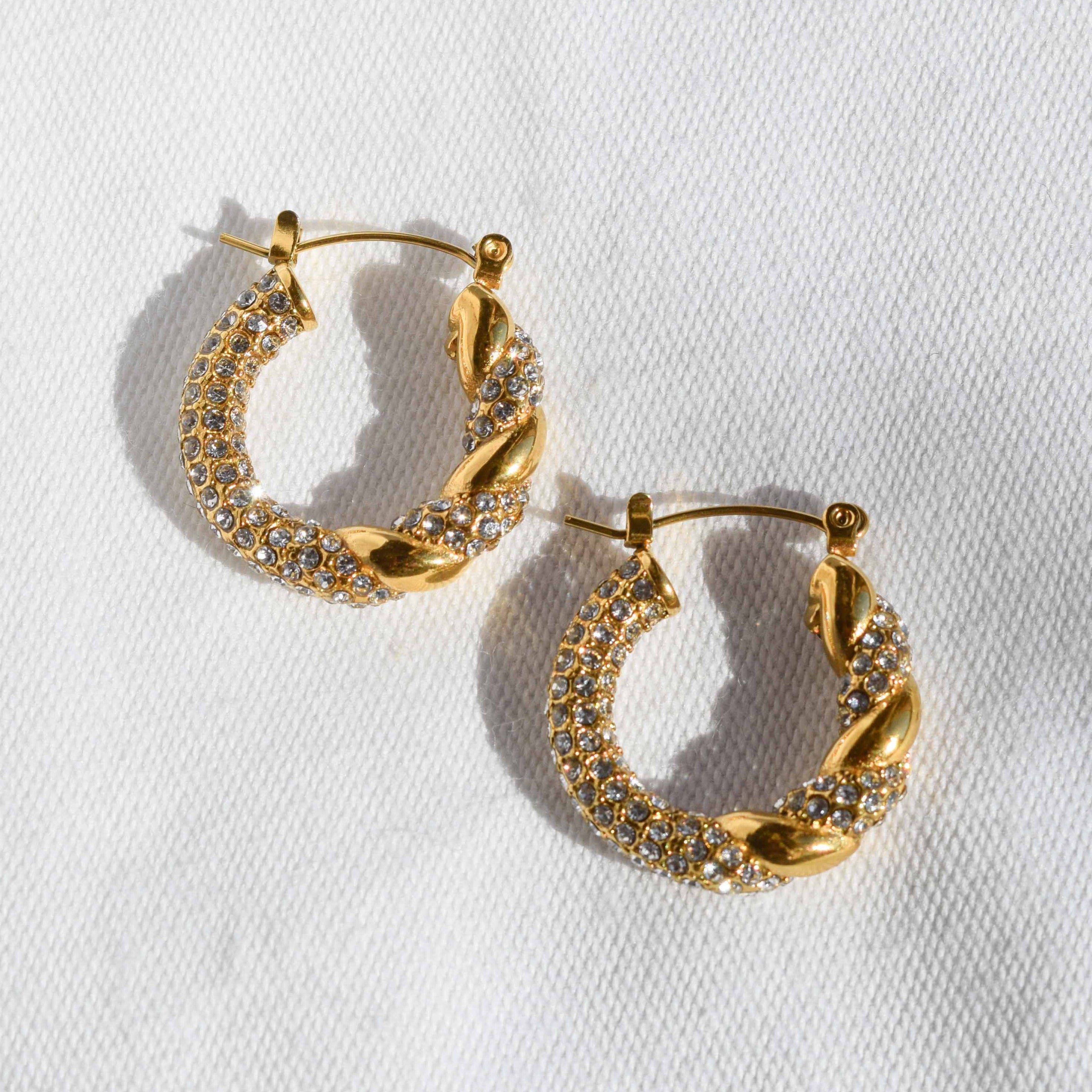ALEX HOOPS