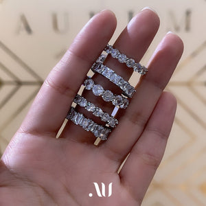 LUXE SPARK RING