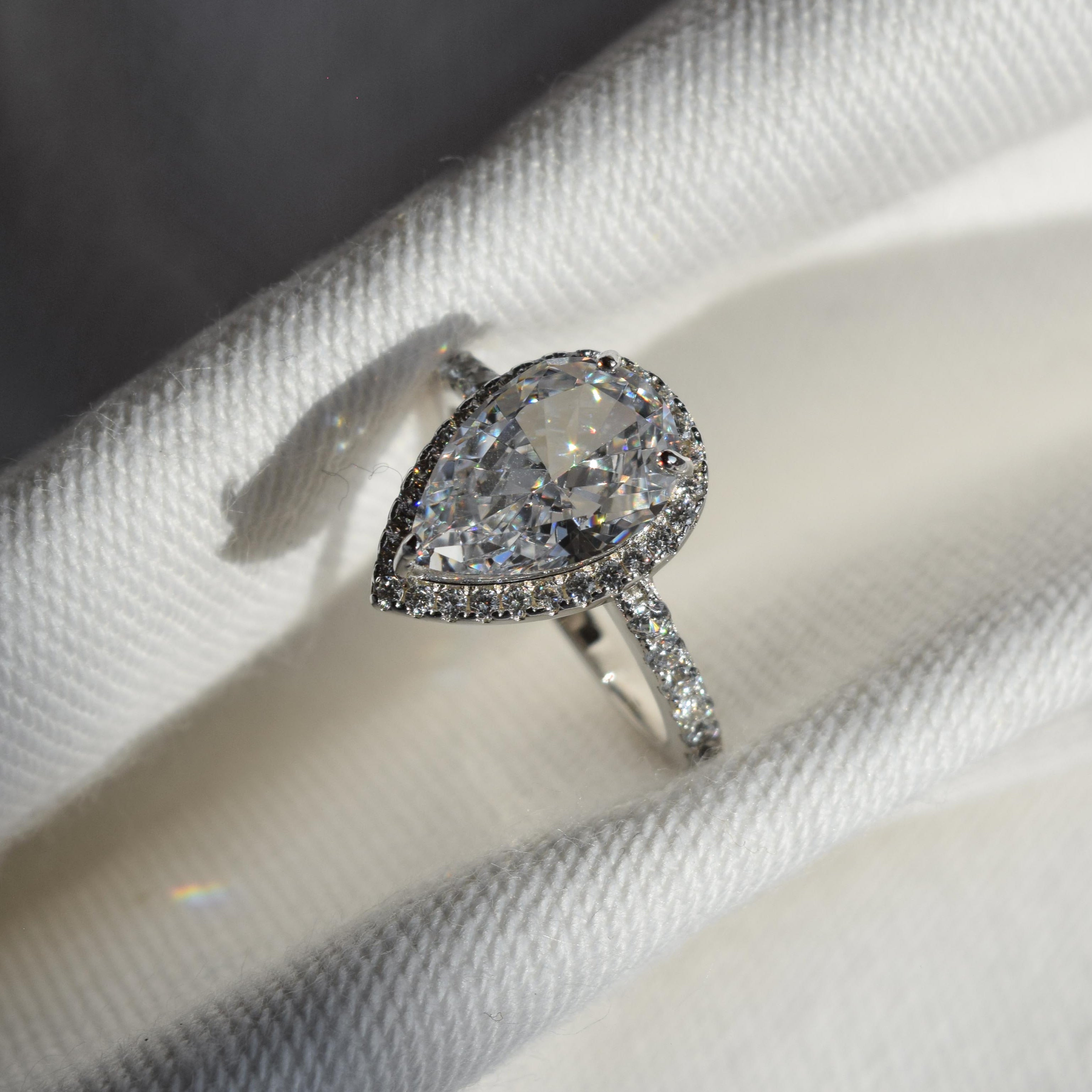 SILVER PEARL HALO RINGS SILVER 925