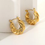 TWIST BOLD HOOPS