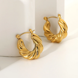 TWIST BOLD HOOPS