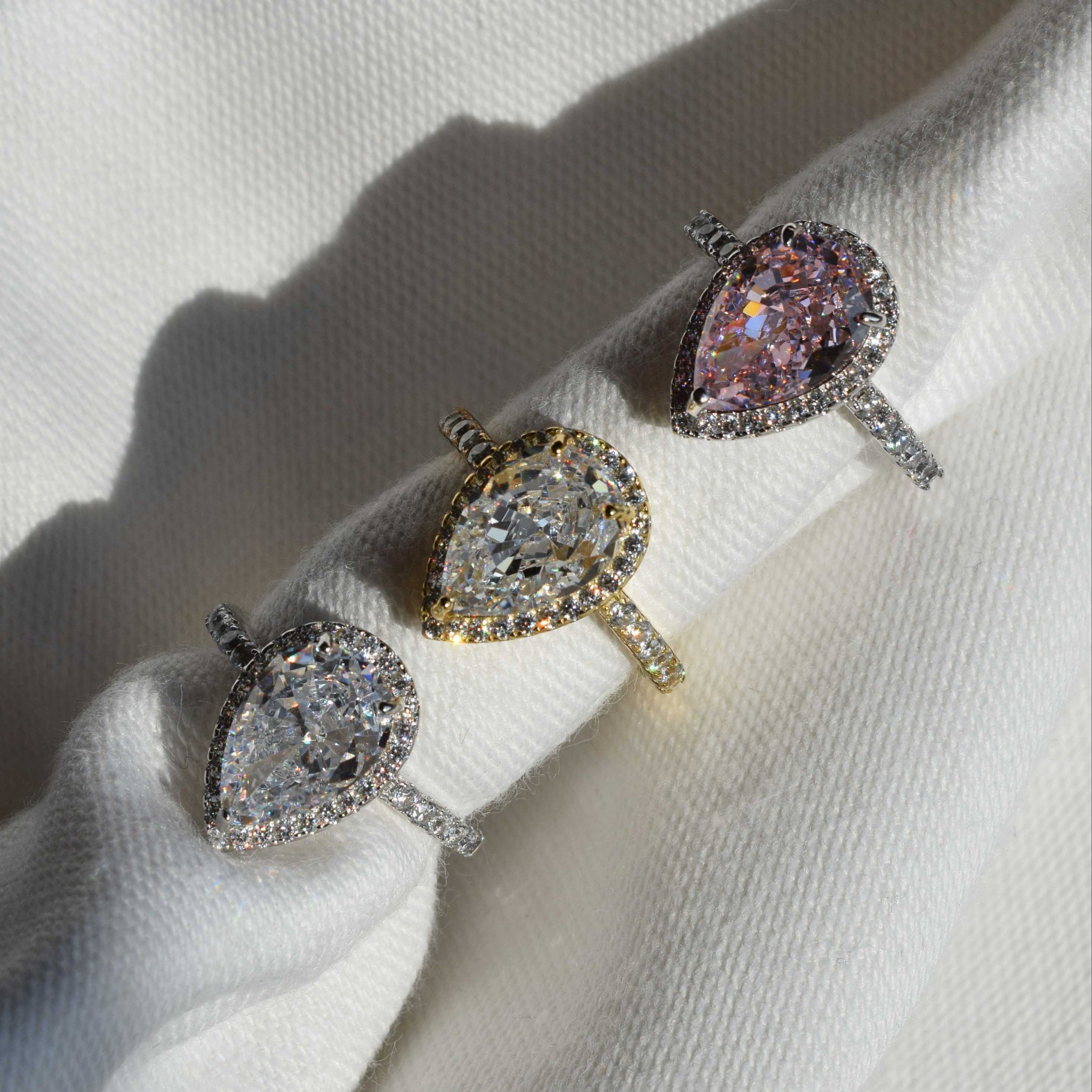 anillos corte pera halo plata 925