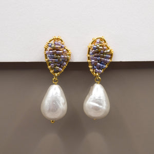 aretes con perlas hechos a mano