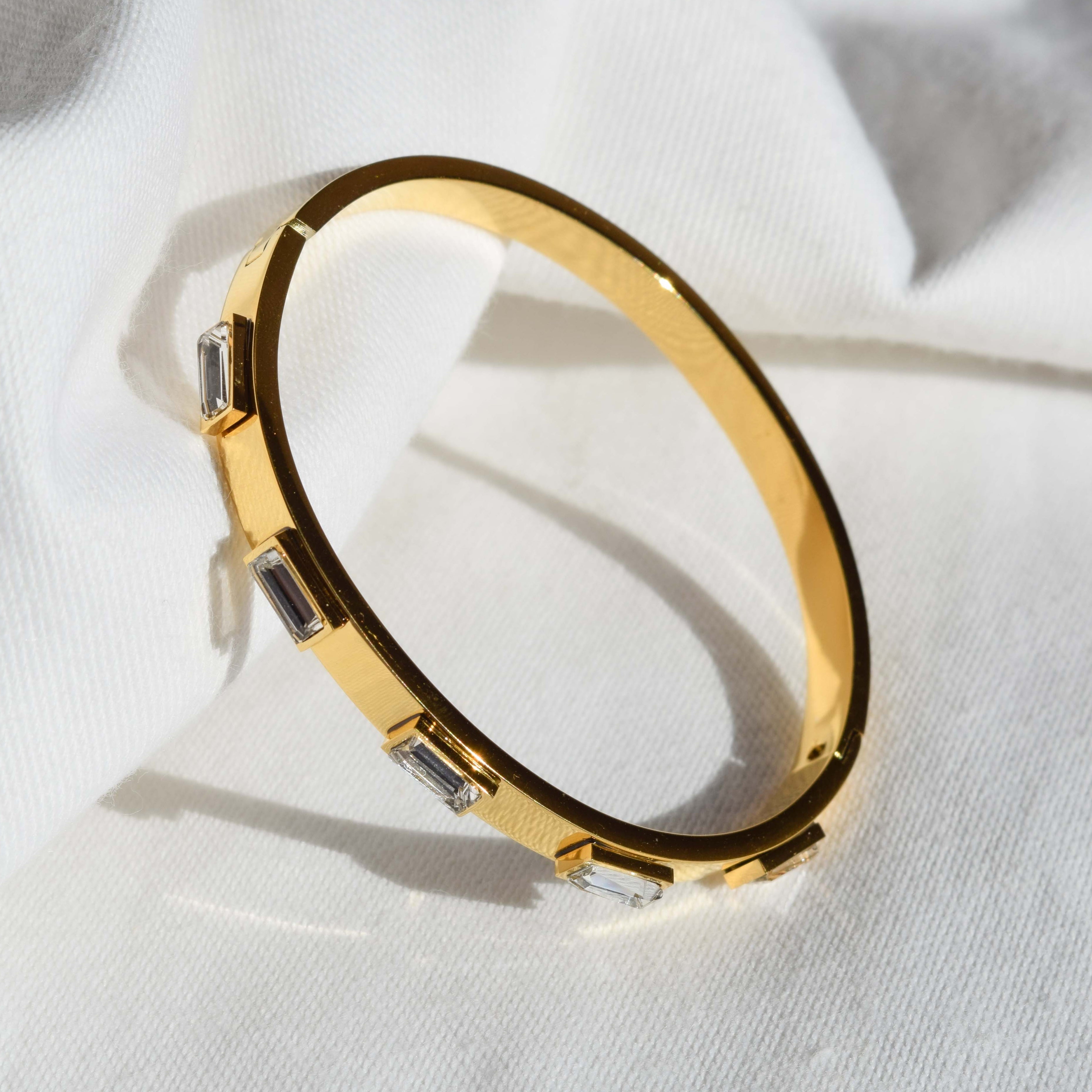 brazalete rigido acero inoxidable