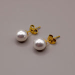 broquel de perla, arete de perla sencilla aretes acero inoxidable , arete chic, arete de moda, joyeria de moda, accesorios, aretes de acero inoxidable, bisutería, joyeria mexicana