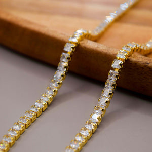 collar de zirconias en baño de oro