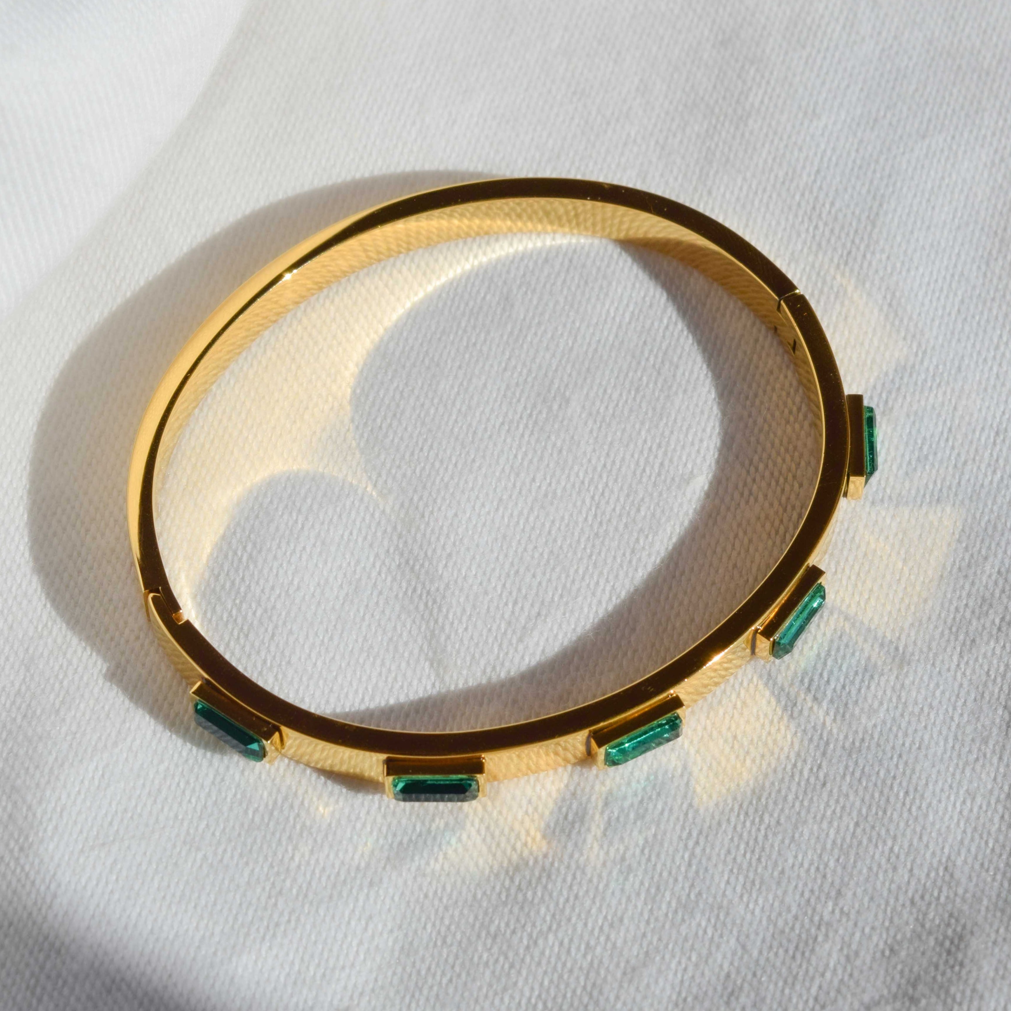 green stainless steel bracelet 