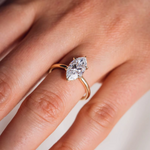 marquise cut diamond engagement ring / anillo de compromiso corte marquis 2ct / bague fiancelle diamant / diamond diamante