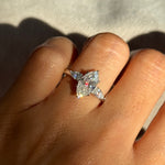 marquise trilogy diamond moissanite ring engagement ring / anillo compromiso marquis trilogia / bague diamant bague fiancelle