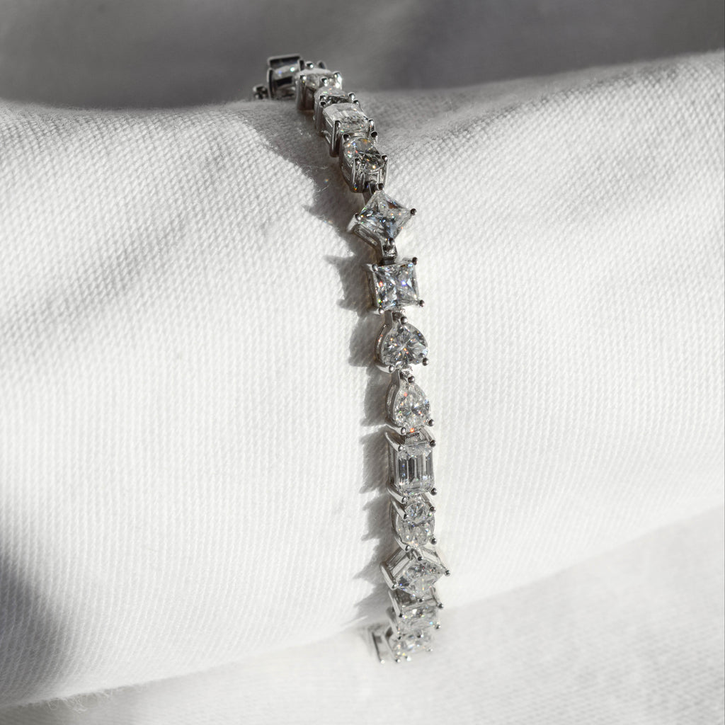 moissanite bracelet / diamond bracelet