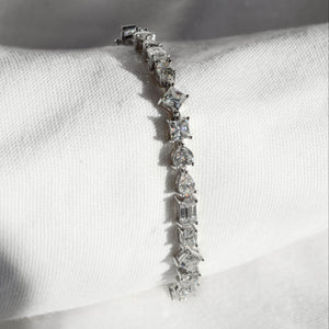 moissanite bracelet / diamond bracelet
