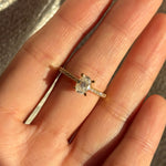 oval cut 1ct moissanite diamond ring / engagement ring / anillo compromiso / 1ct oval diamante moissanita / anillo pave / pave ring / bague fiancelle / bague diamant 