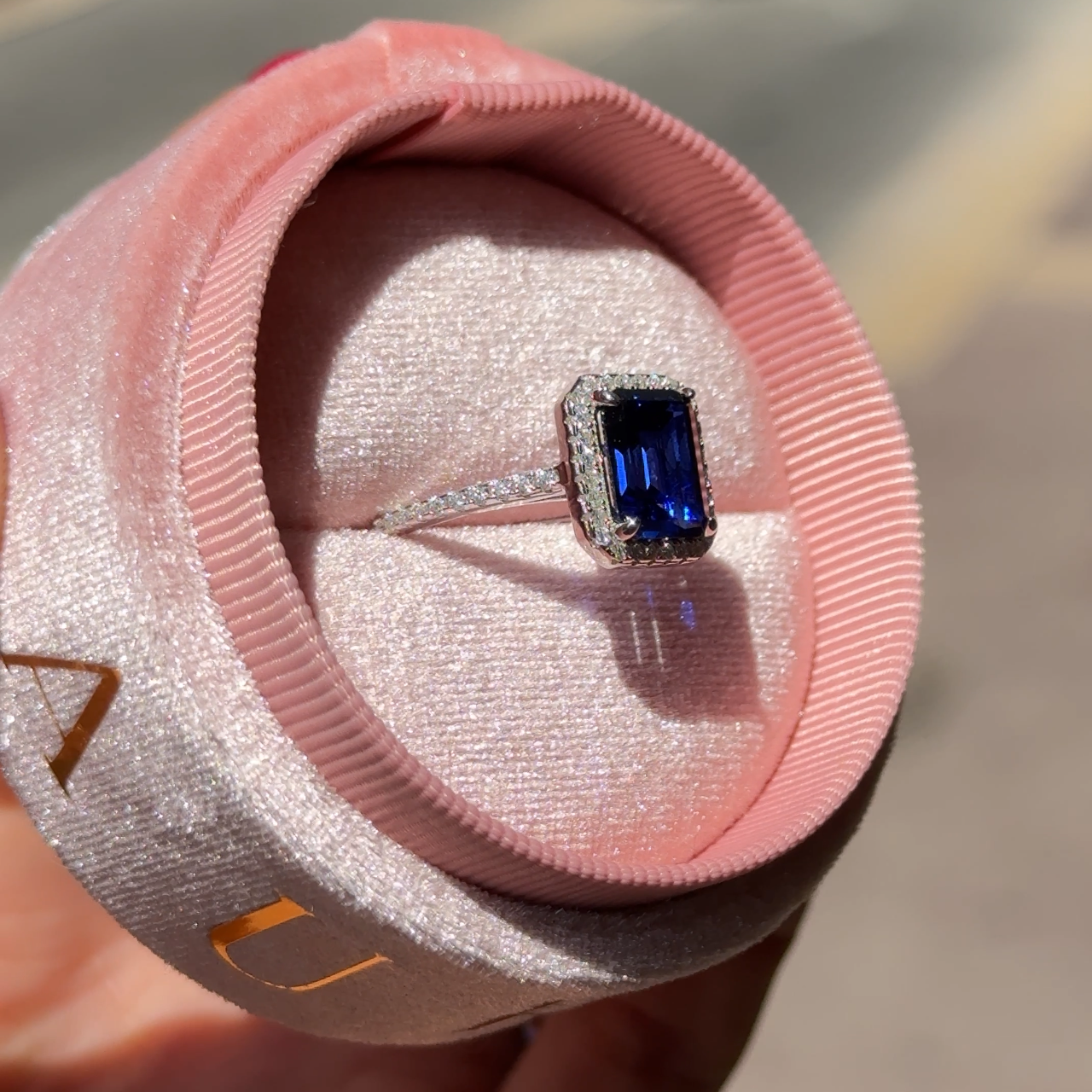 sapphire ring / saphir bague / anillo zafiro moissanite