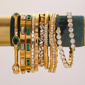 stainless steel bangles / Brazaletes en acero inoxidable