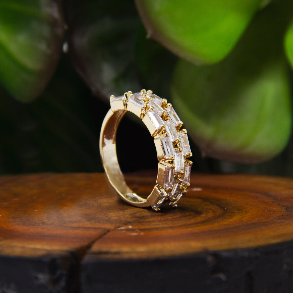 CRYSTAL BRICK RING