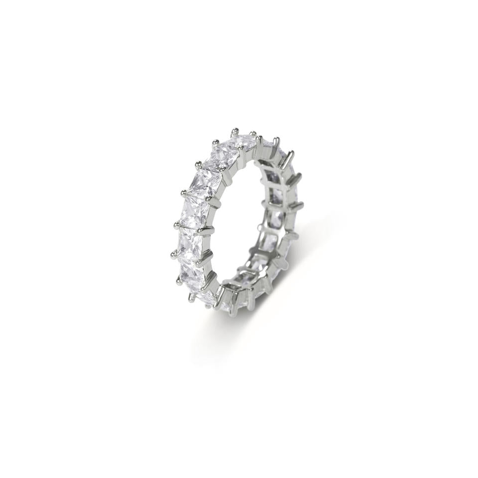 LUXE SPARK RING