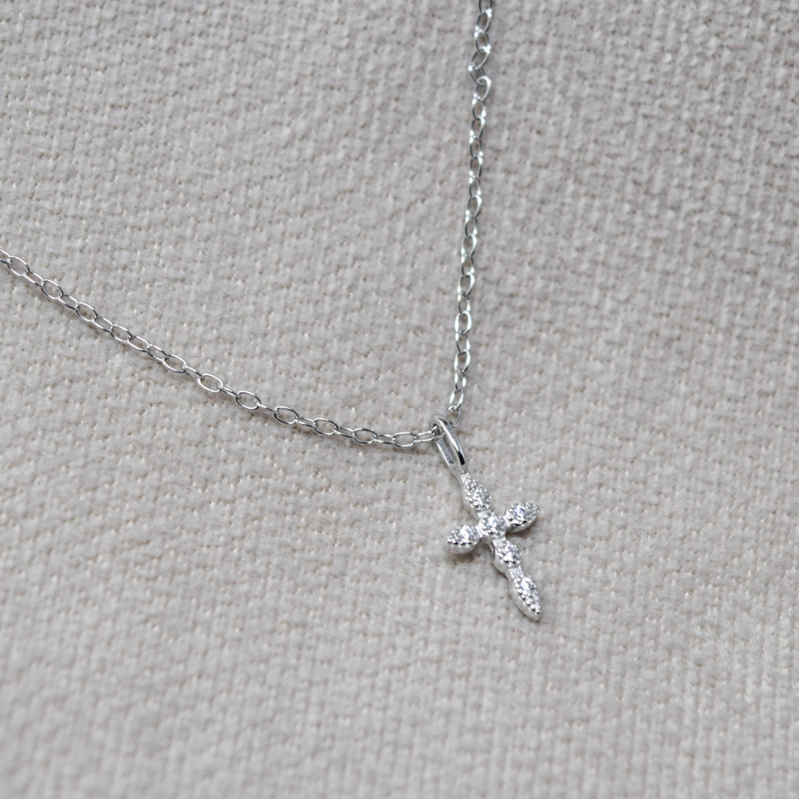 SPARK CROSS NECKLACE