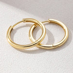 arracadas de plata, arracadas chicas, aretes de plata, aretes tozal ,arracadas torzal, huggies de plata, joyeria de plata, joyeria de eventos, joyeria de bodas, aretes hipoalergénicos, joyeria hipoalergénica,arete de moda, accesorios, joyeria de moda, bisutería, joyería mexicana, joyeria, joyeria trendy
