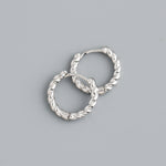 arracadas de plata, arracadas chicas, aretes de plata, aretes tozal ,arracadas torzal, huggies de plata, joyeria de plata, joyeria de eventos, joyeria de bodas, aretes hipoalergénicos, joyeria hipoalergénica,arete de moda, accesorios, joyeria de moda, bisutería, joyería mexicana, joyeria, joyeria trendy