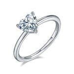 heart cut ring moissanite diamond ring engagement ring / anillo moissanita corte corazon anillo compromiso diamante / bague diamant taille coeur