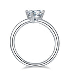 heart cut ring moissanite diamond ring engagement ring / anillo moissanita corte corazon anillo compromiso diamante / bague diamant taille coeur