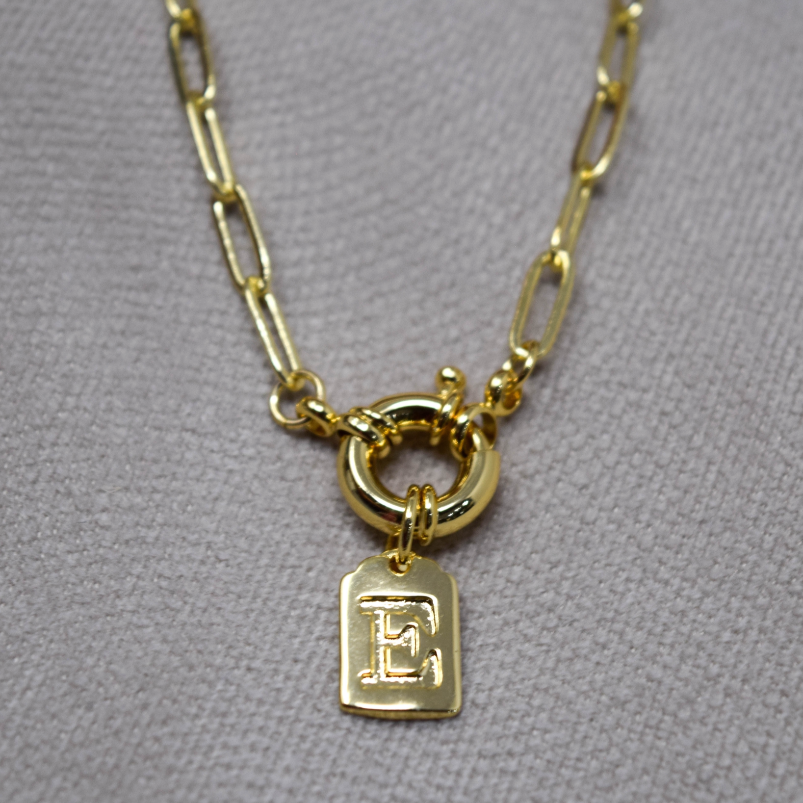 COLLIER CHAÎNE ÉTIQUETTE ABC