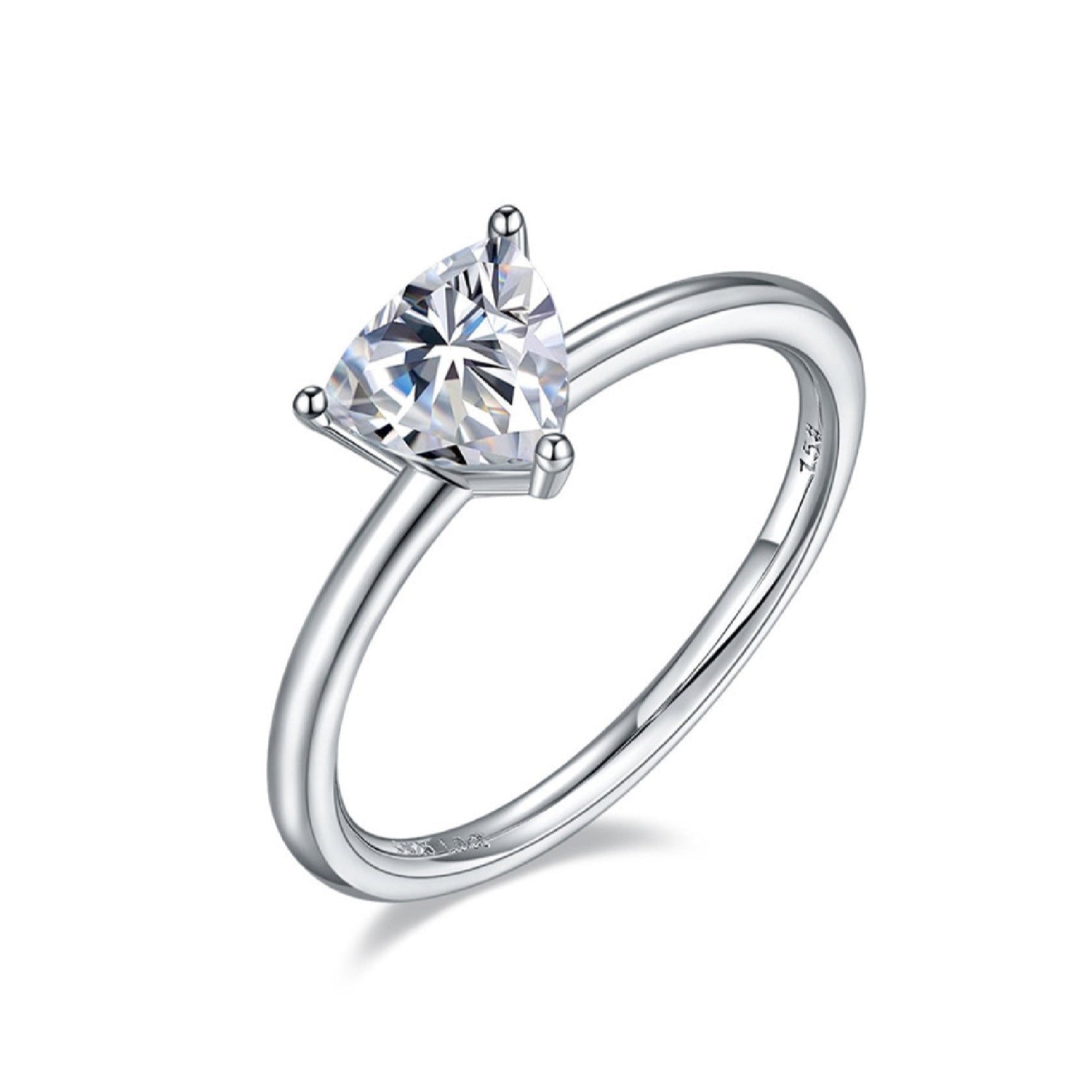 trilliant cut moissanite ring